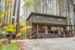 Pine Cone Cottage - Image 2
