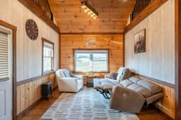 Peaceful Valley Retreat · Peaceful Valley Retreat - Image 4