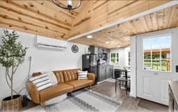 Hillenbrand Hideaway - Image 5