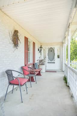 Country Cottage · Country Cottage - Image 4