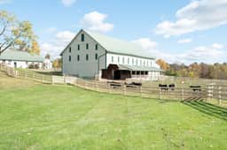 Cozy Cow Homestead with pool! · Cozy Cow Homestead! - Image 2