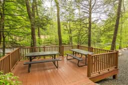 Creekside Hideaway - Image 4