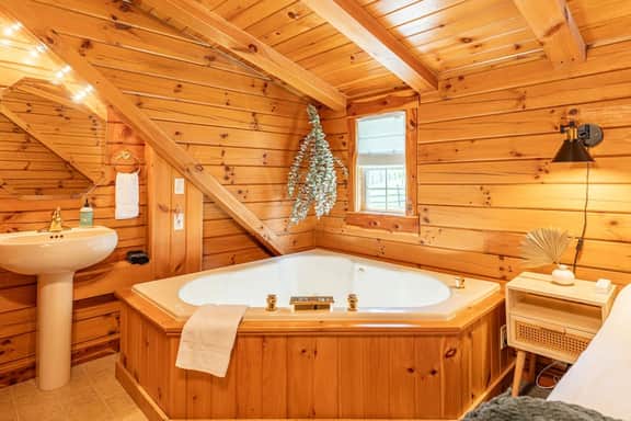 Sage Brush Cabin · Sage Brush - Image 4