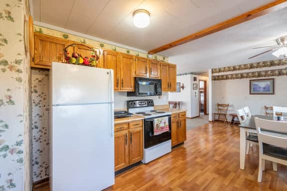 Sunset Cottage · Sunset Cottage - Image 4