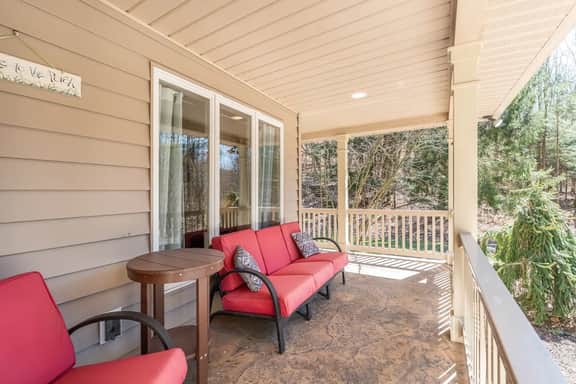 Spring Mountain Cove · Spring Mountain Cove - Image 5