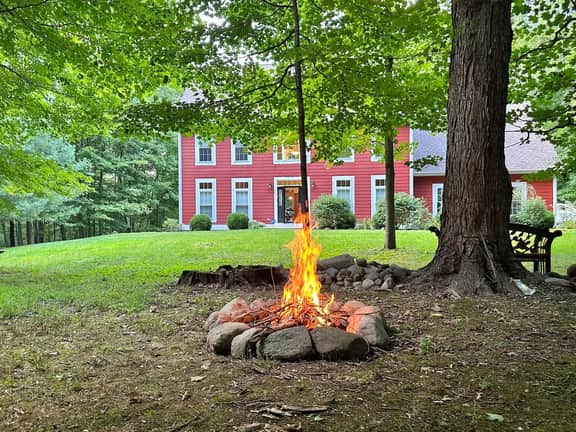 Redbud Retreat - Image 3