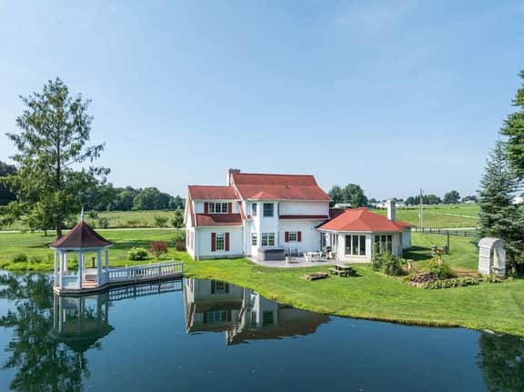 Country Cottage · Country Cottage - Image 2