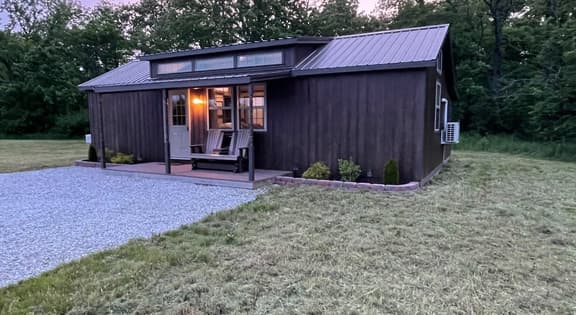 White Pine Cottage · White Pine Cottage - Image 1