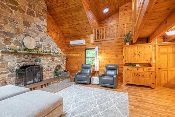 Creekside Hideaway - Image 1