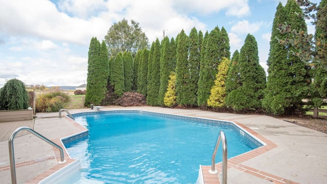 Pool Homes in Pennsylvania